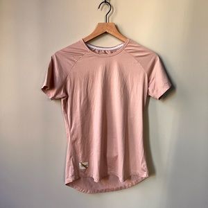 tracksmith twilight tee